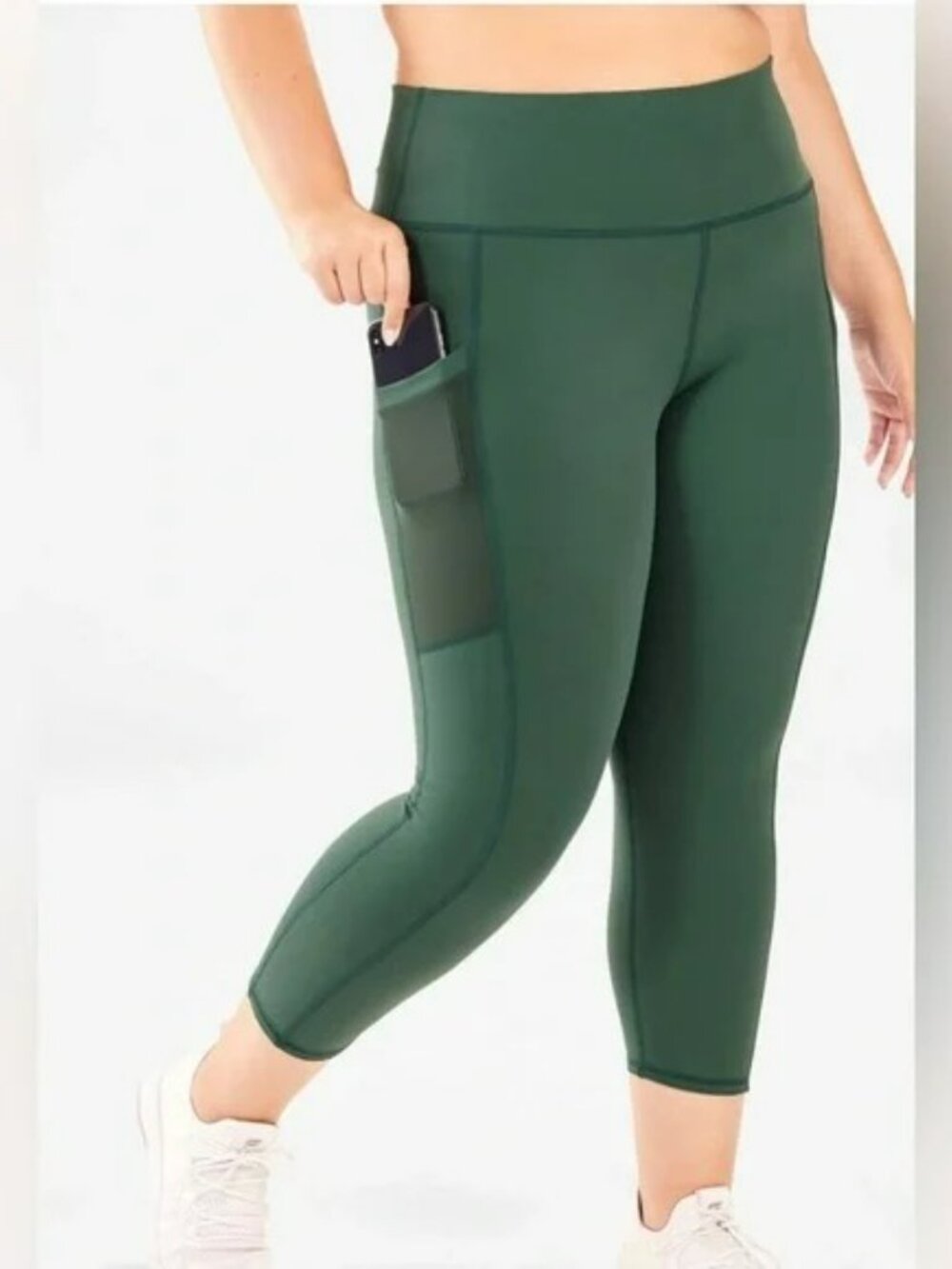 FABLETICS PowerHold Mila High-Waisted Capri Leggings Mesh Pocket Size M